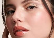 No-Makeup Makeup Look