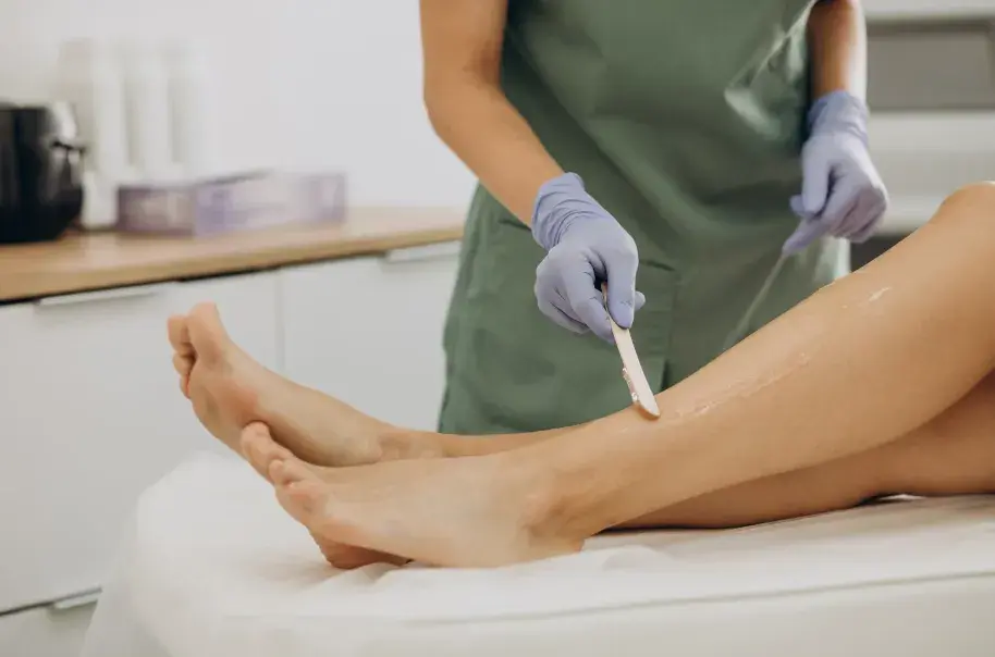 Post-Waxing Folliculitis? Easy Fixes & Prevention Tips You Need