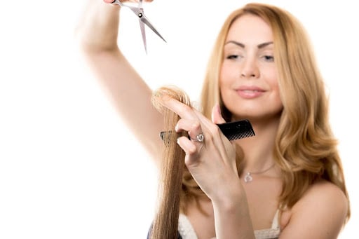 9 Must-Try Haircuts for Trendy Teens 2025