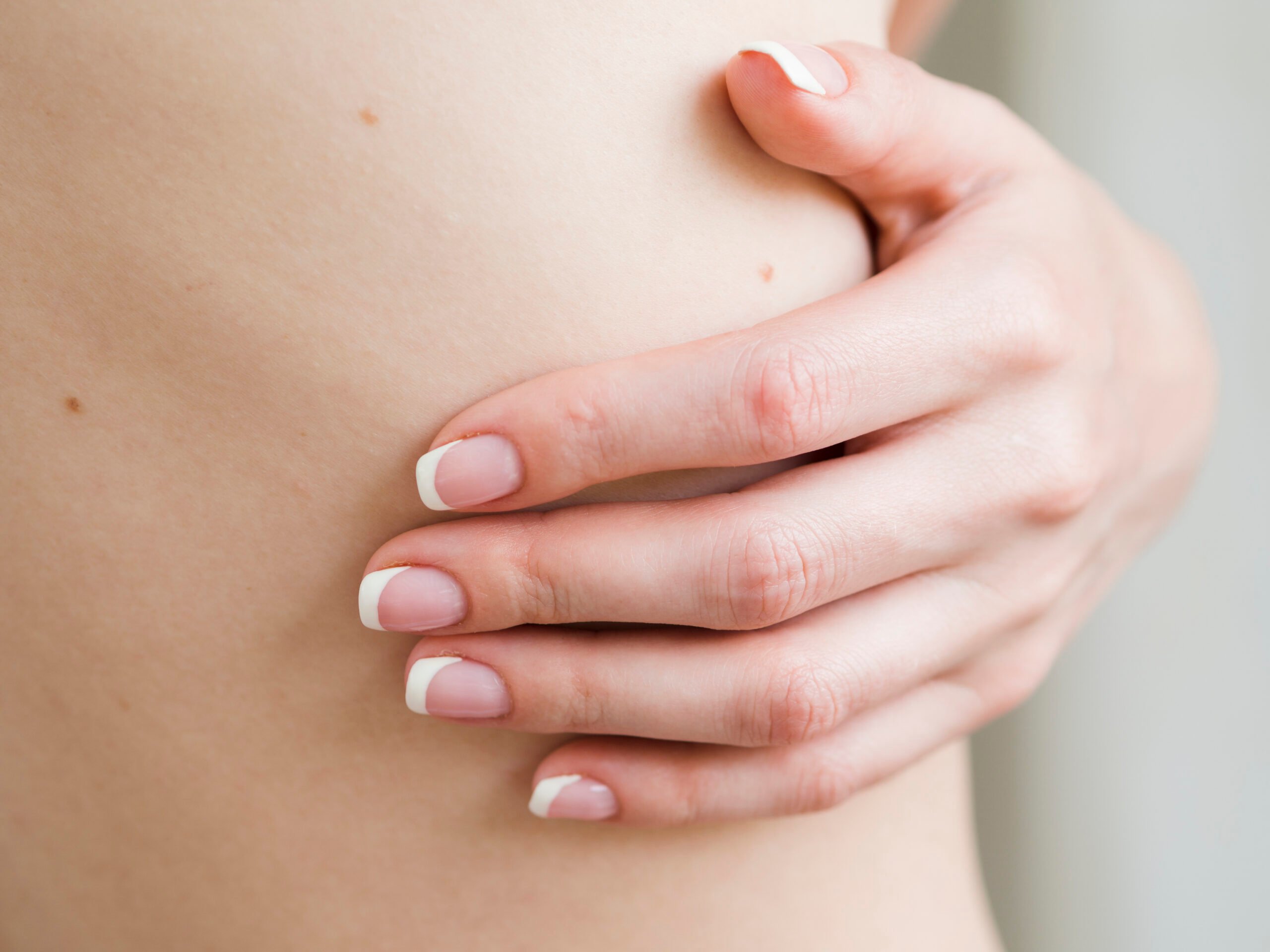 How To Do French Manicure: Step-by-Step Tutorial