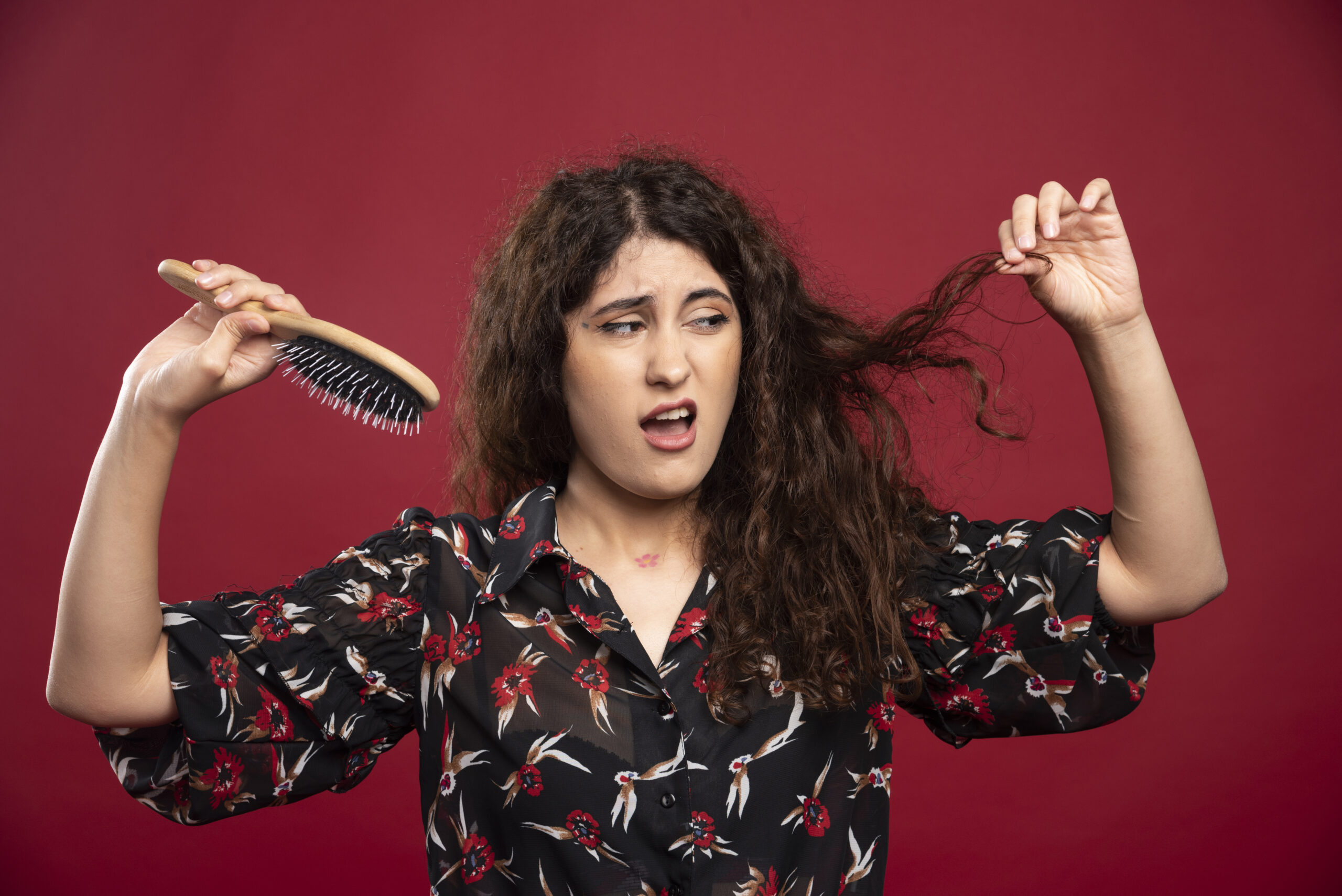 How to Treat Dry Hair? Treatment & Prevention