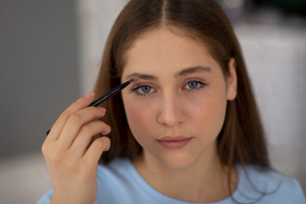 Eyebrow Microblading