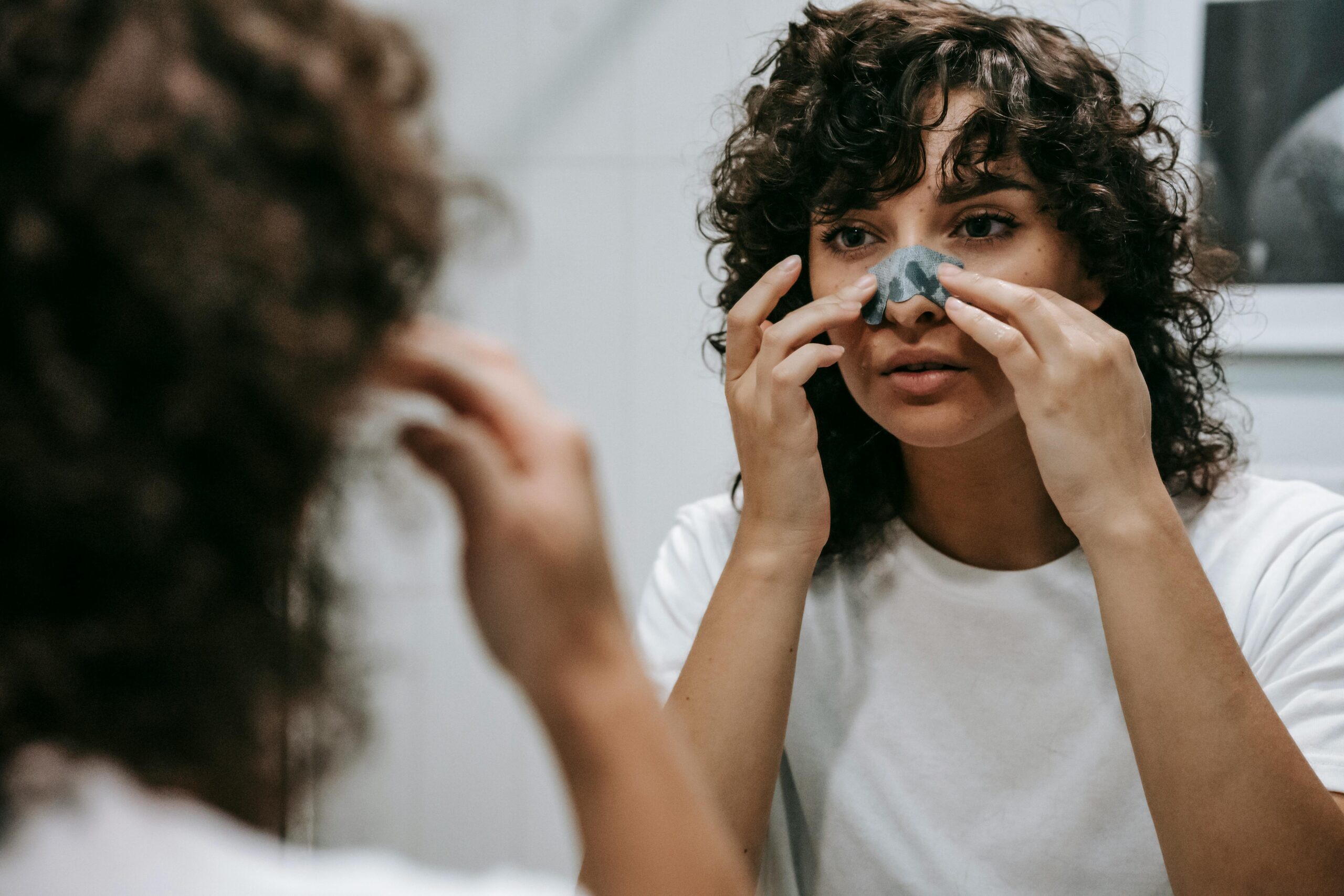 Oily Nose: Causes, Treatment and Prevention Tips