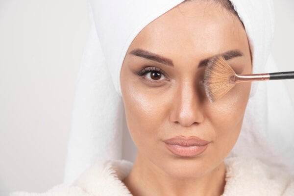 Bridal makeup with contour and highlights