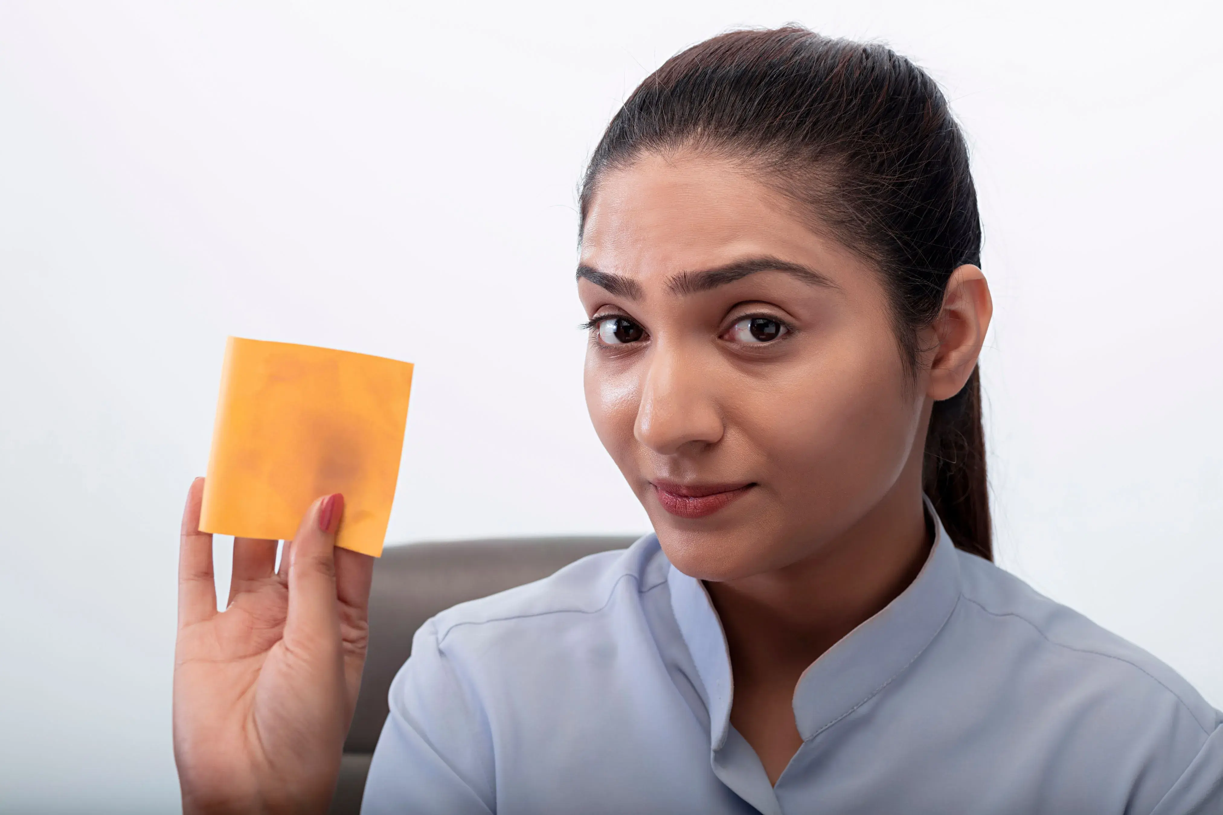 Oily Skin Treatment: Best Remedies to Control Excess Oil & Shine
