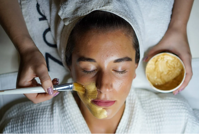 Everything You Should Know About Gold Skin Sensation Facial