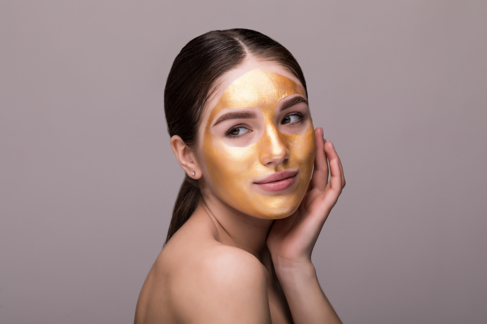 Facial for women - Gold Facial