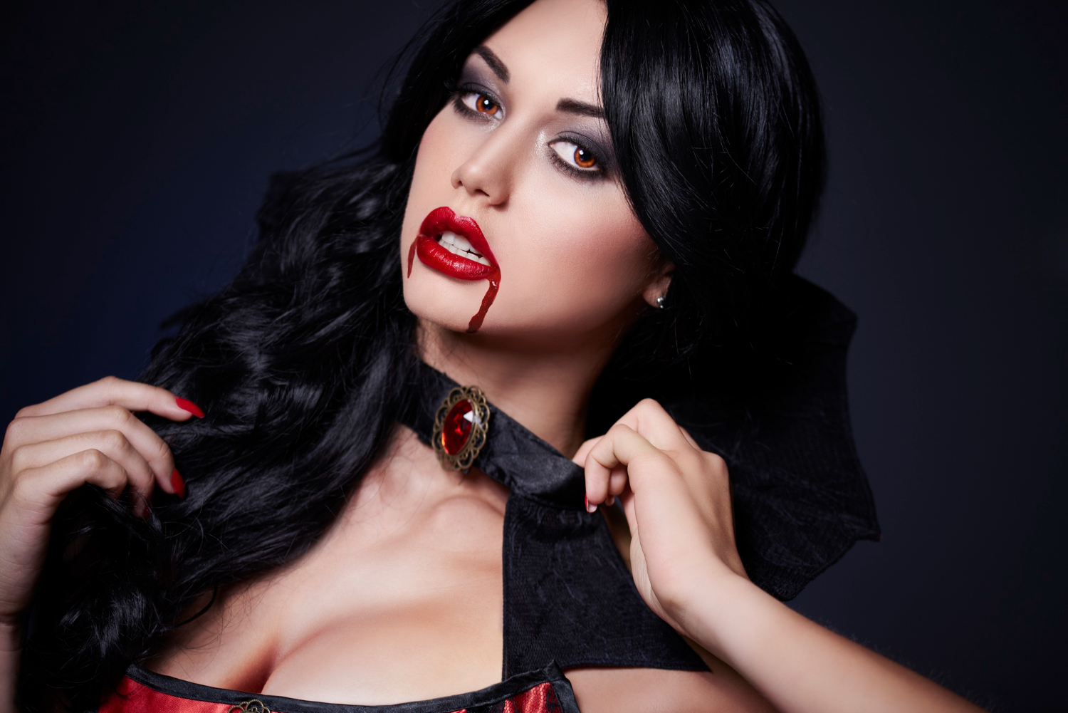 Vampire Halloween Makeup