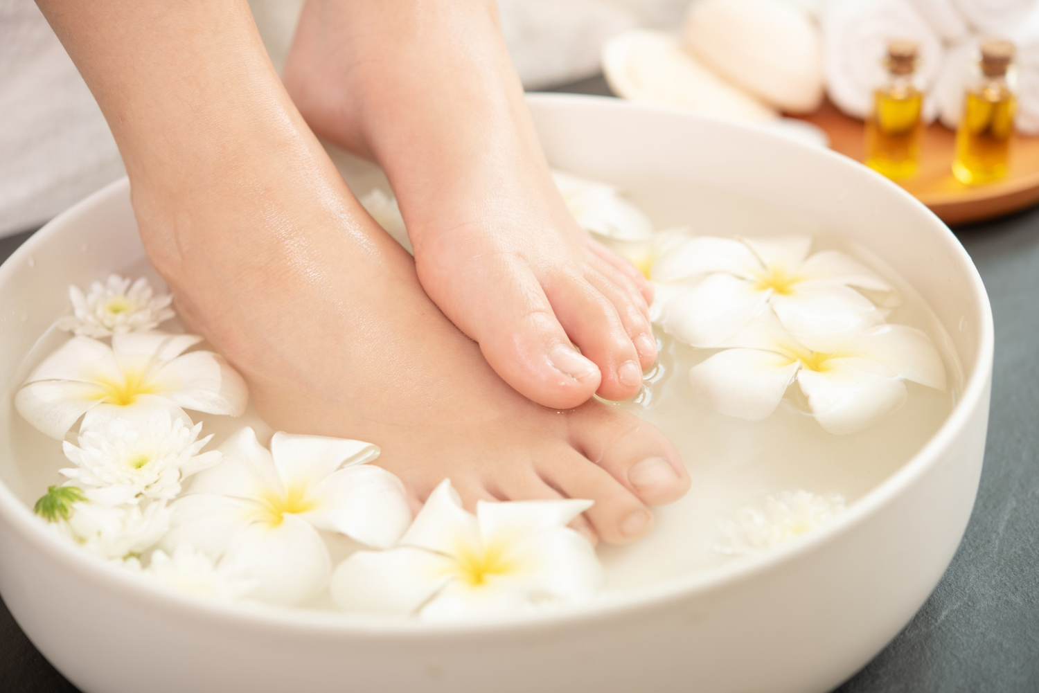 5 BEST TYPES OF PEDICURE FOR HEALTHY FEET