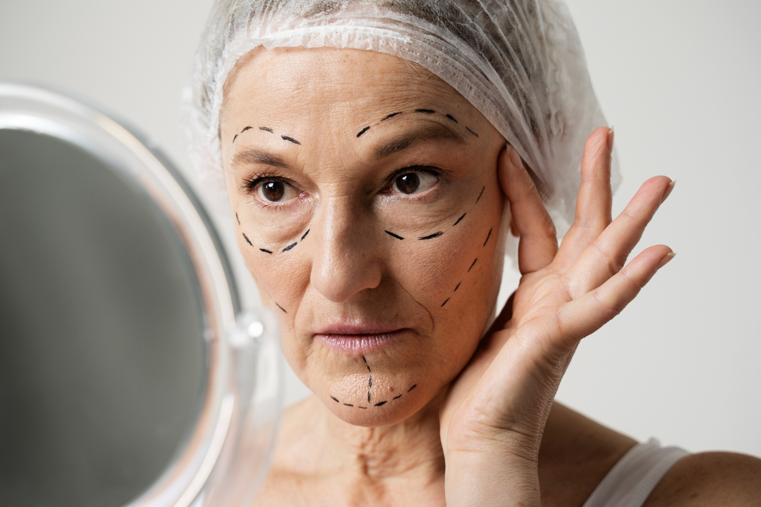 8 signs of aging skin